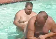 rubia viejas peruanas cojiendo inserta un juguete