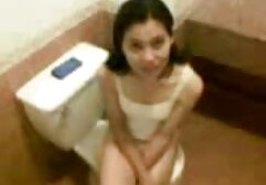 Adolescente videos de peruanas arrechas caliente posando para la cámara