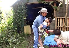 Permite viejas peruanas xxx a sus amigos a gangbang con ella