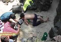 Gran polla y bolas chupar, entonces la chica monta la polla hasta que ella videos de sexo com peruanas viene